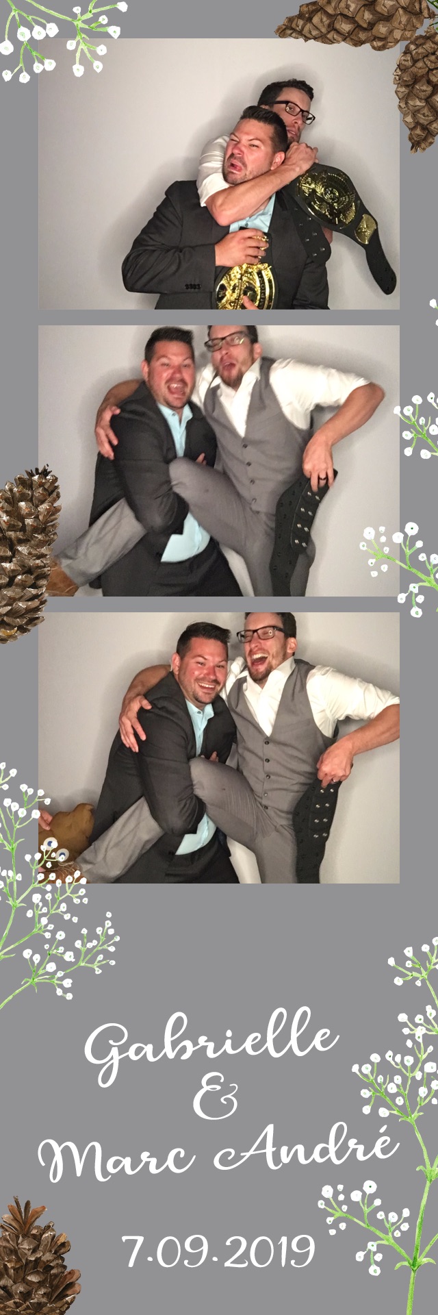 Mariage de Gabrielle et Marc-André | View more photos from the event at album.pbooth.red/u/Photobooth-RED/Mariage-de-Gabrielle-et-Marc-André